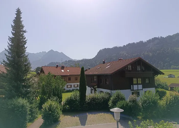 Alpengluehen - Hallenbad & Sauna Obermaiselstein