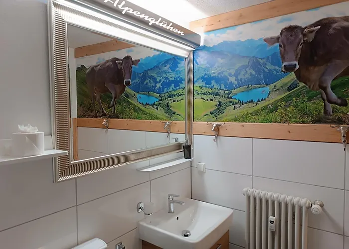 Alpengluehen - Hallenbad & Sauna * Obermaiselstein